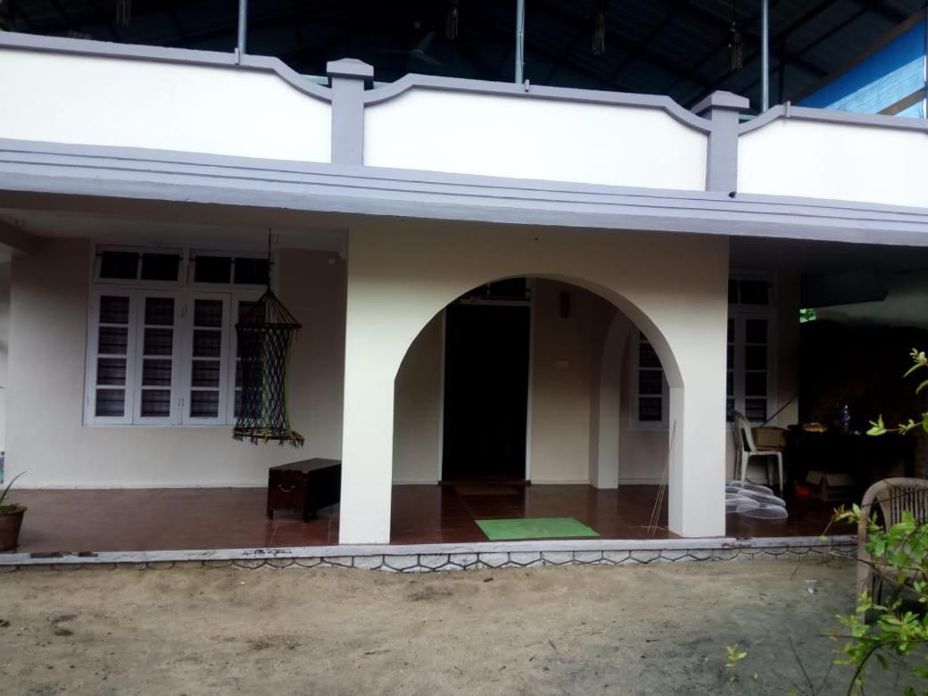 Elara Beach View Homestay Alappuzha Ngoại thất bức ảnh